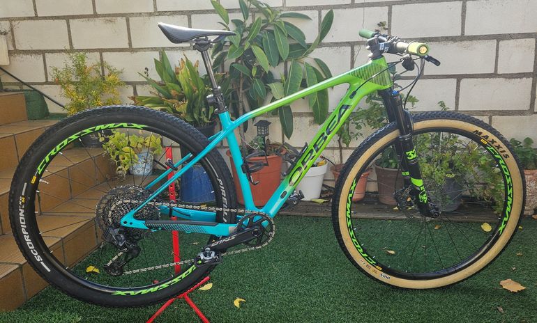 Used Orbea Alma SRAM GX Eagle AXS 2019 Mountainbike, Green, 29 — image 1 of 11