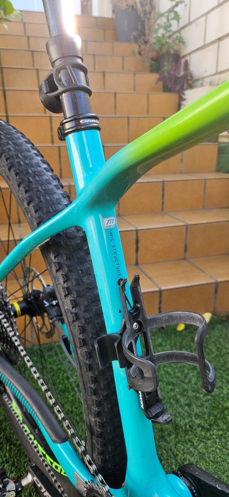 Used Orbea Alma SRAM GX Eagle AXS 2019 Mountainbike, Green, 29 — image 8 of 11