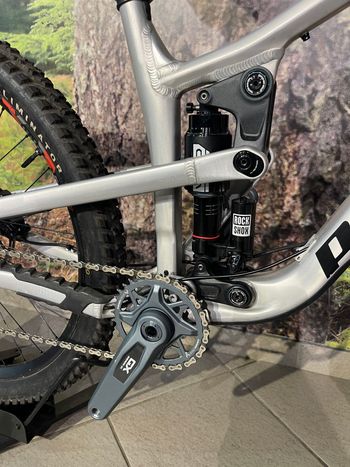 Used Propain Tyee 6 AL 27,5 Small Raw 2025 Mountainbike, Light Gray — image 4 of 10