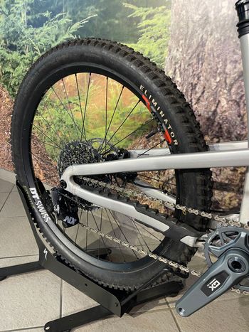 Used Propain Tyee 6 AL 27,5 Small Raw 2025 Mountainbike, Light Gray — image 3 of 10