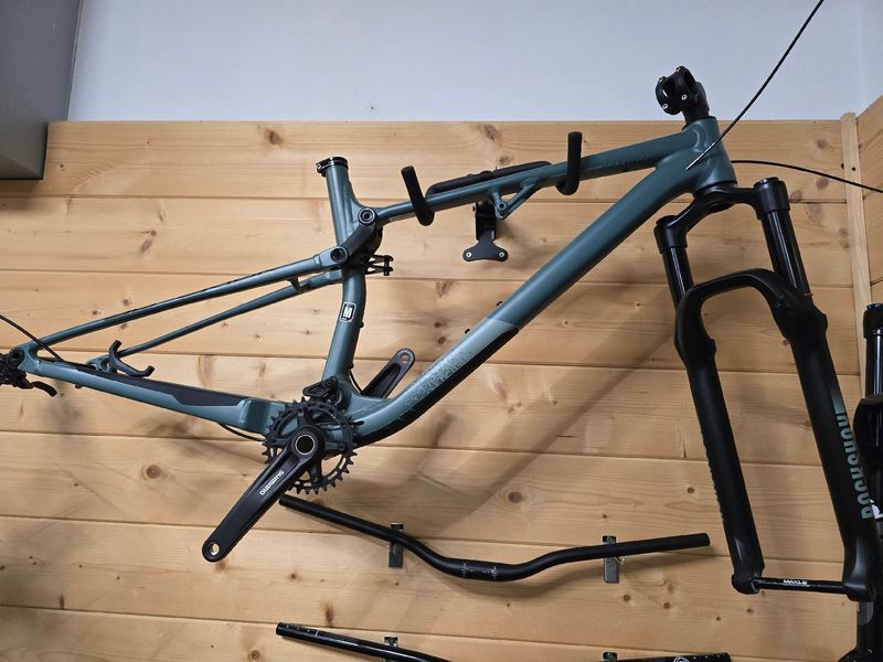 Used Superior XF 919 2024 Mountainbike, Green — image 1 of 3