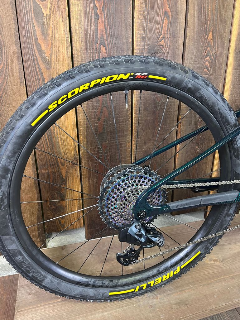 Used Factor LANDO XC 120 Mm Custom 2023 Mountainbike — image 9 of 13
