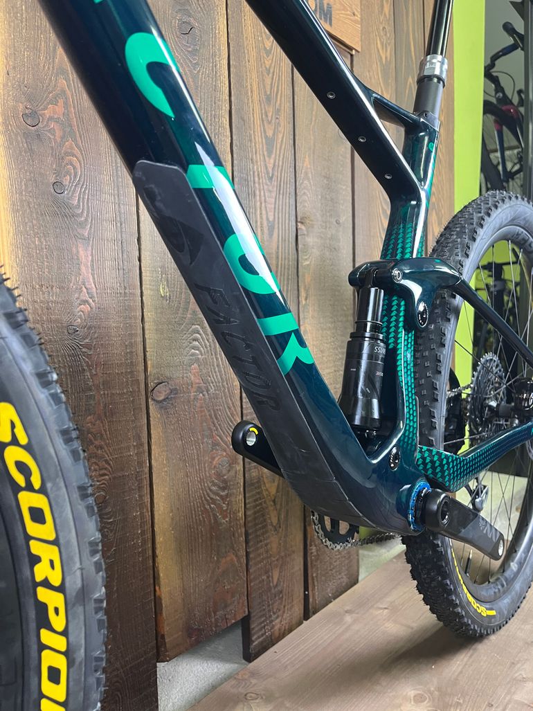 Used Factor LANDO XC 120 Mm Custom 2023 Mountainbike — image 13 of 13