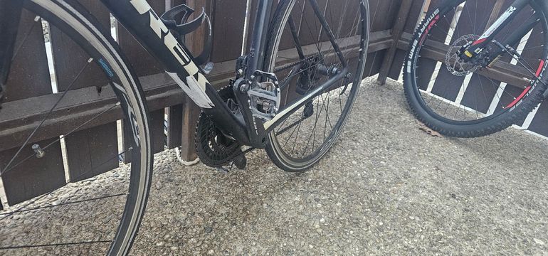 Used Trek Émonda SL 7 2017 Road & Gravel, Black — image 4 of 11