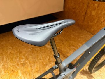 Gebrauchtes Mondraker Dune R 2025 2025 Mountainbike, Hellgrau — Bild 5 von 8