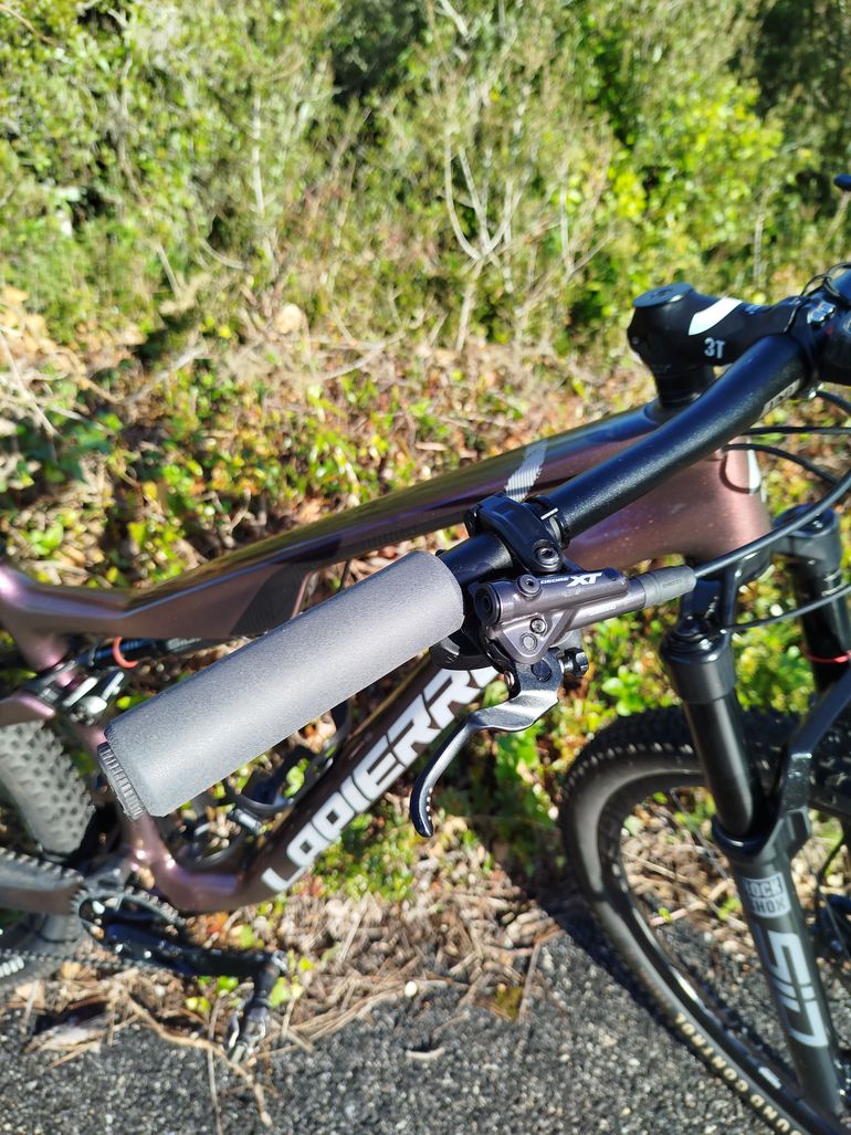 Used Lapierre Xr SRAM GX Eagle AXS 2023 Mountainbike, Purple — image 6 of 12