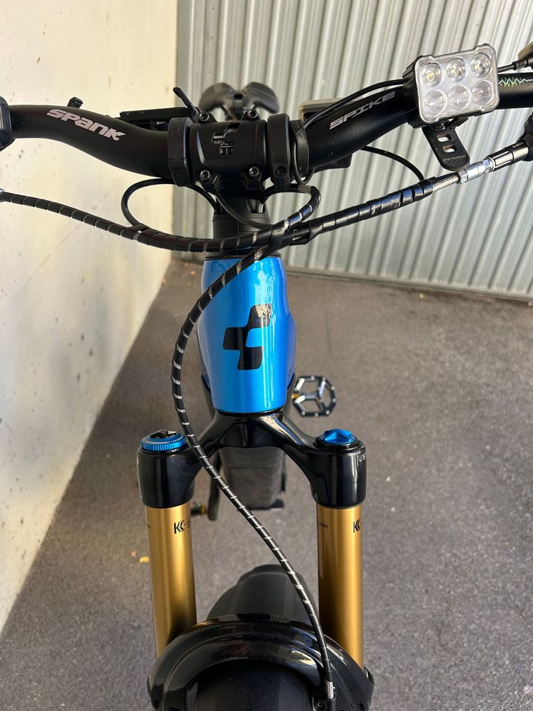Used CUBE Stereo hybrid Shimano Deore XT 2023 Mountainbike, Blue — image 4 of 25