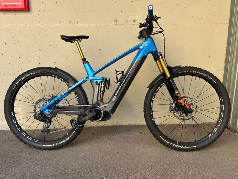 Used CUBE Stereo hybrid Shimano Deore XT 2023 MTB