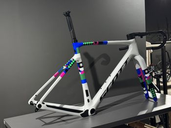 Brugt Scott Addict RC GR HMX Frameset 2024 Road & Gravel — billede 3 af 6