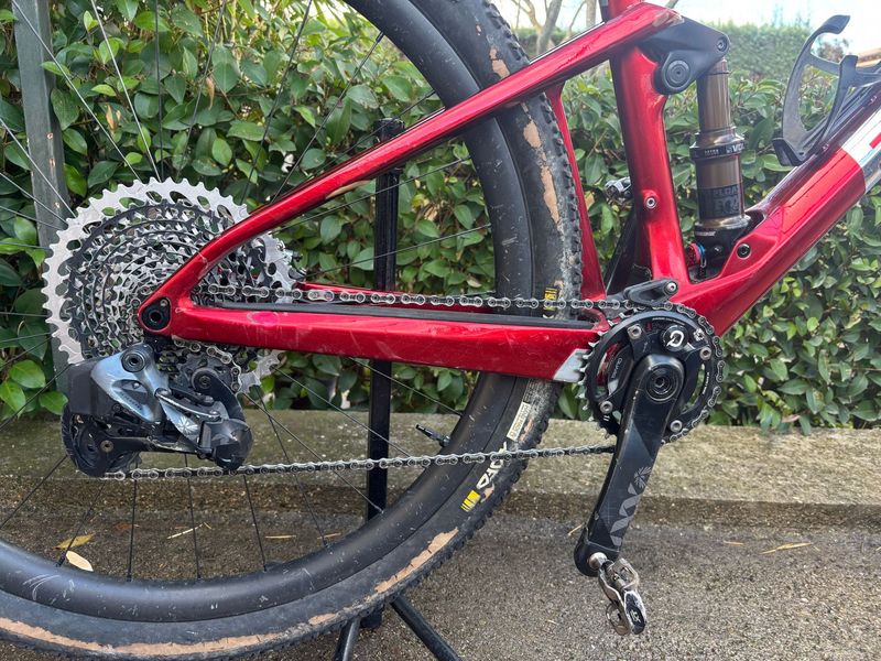 Used BMC Fourstroke 01 ONE 2022 2022 Mountainbike, Red, 29 — image 1 of 8