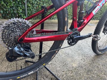 Used BMC Fourstroke 01 ONE 2022 2022 Mountainbike, Red, 29 — image 7 of 8