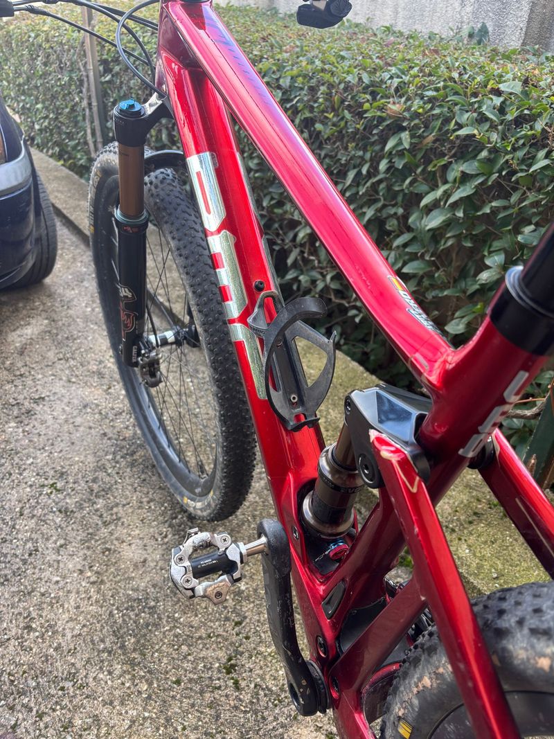 Used BMC Fourstroke 01 ONE 2022 2022 Mountainbike, Red, 29 — image 8 of 8