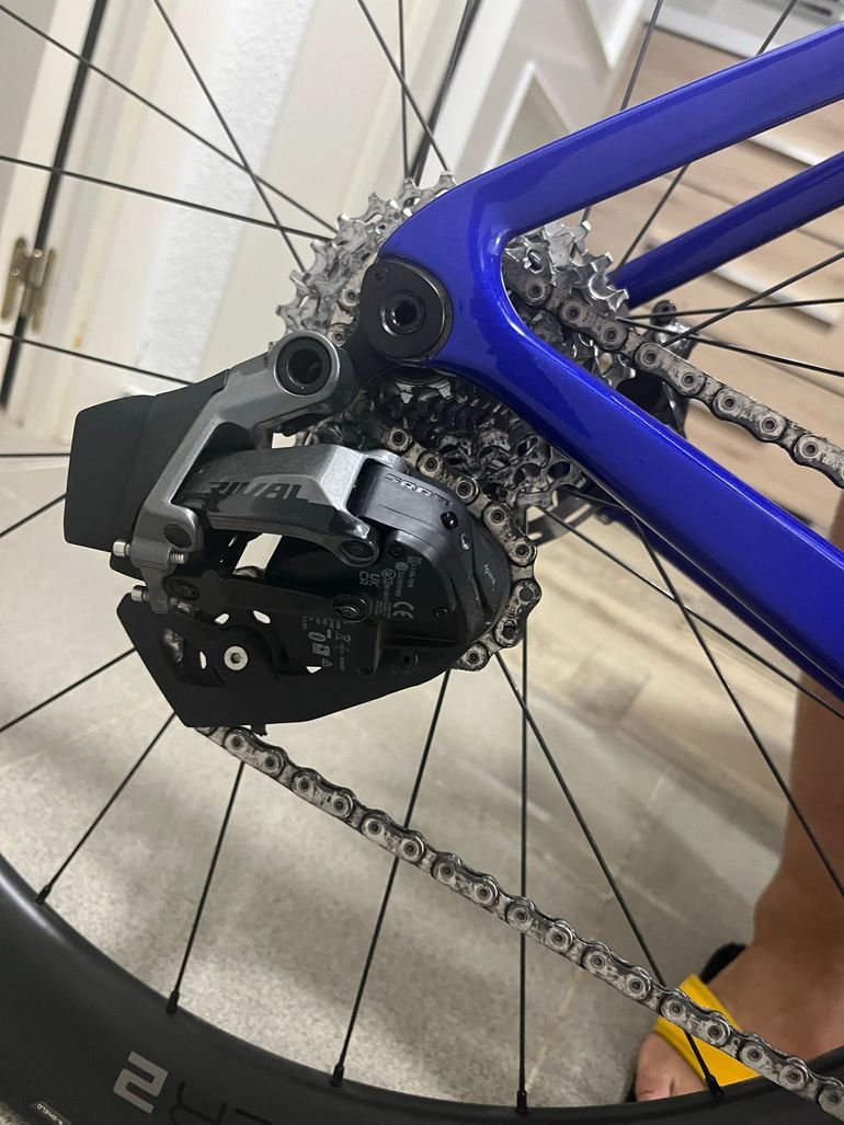 Used Giant Propel Advanced 1 2024 2024 Road & Gravel, Blue — image 5 of 6