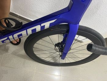 Used Giant Propel Advanced 1 2024 2024 Road & Gravel, Blue — image 2 of 6