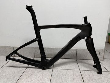PINARELLO F9 DISC RAZOR BLACK FRAME 2023 Frameset 2023 Road & Gravel usato