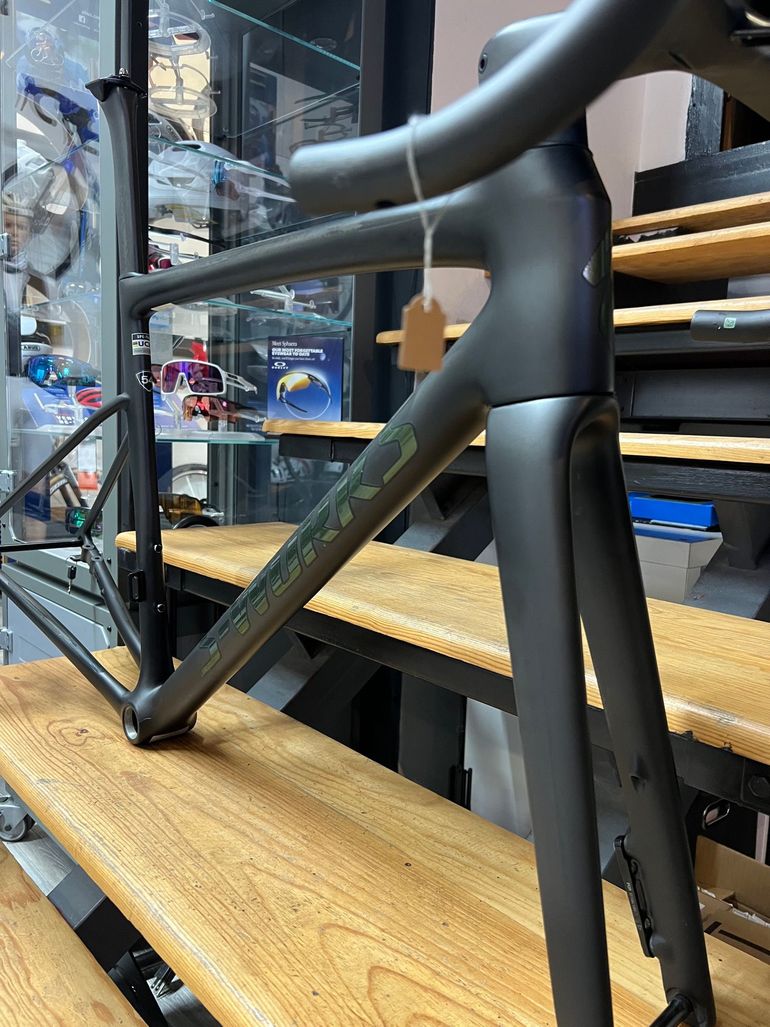 Used Specialized S-works SL8 2025 Road & Gravel, Black — image 3 of 6