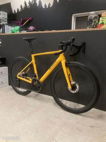 Used Scott Scott Addict Rc 10 2025 Road & Gravel, Orange — image 3 of 3