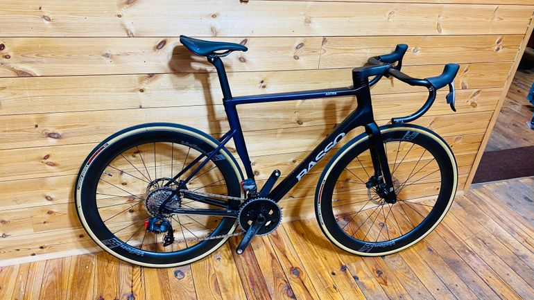 Used Basso Astra SRAM Force eTap AXS 2024 Road & Gravel, Blue — image 4 of 9