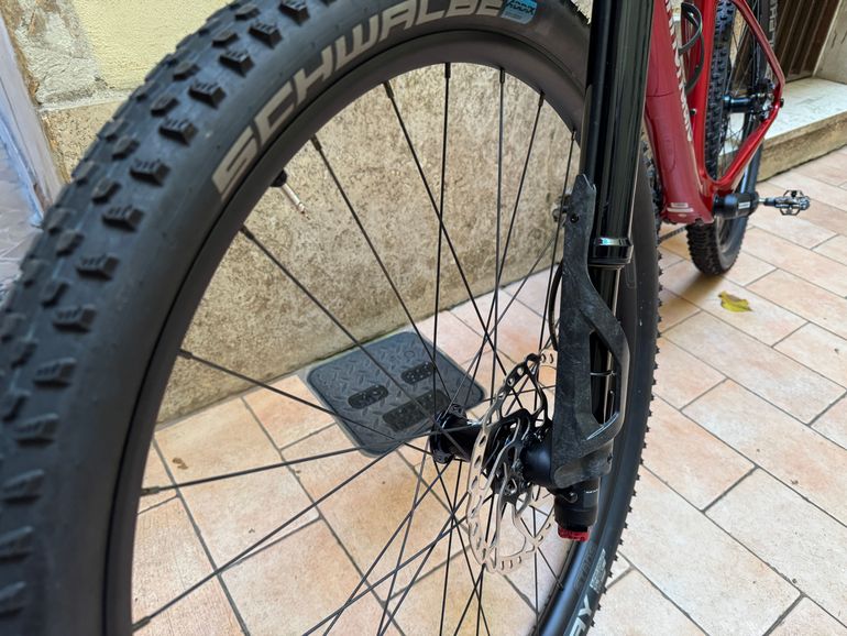 Used Cannondale Scalpel Shimano Deore XT 2023 Mountainbike, Red, 29 — image 8 of 11
