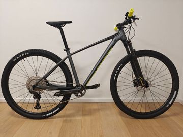 Used Scott Scale 980 2021 2021 Mountainbike, Light Gray, 29 — image 1 of 7