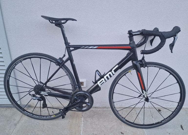 Used BMC Teammachine Shimano Dura Ace 2017 Road & Gravel, Black — image 1 of 5