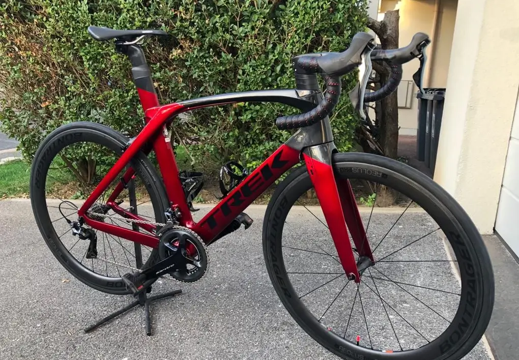 Trek madone best sale slr frameset 2019