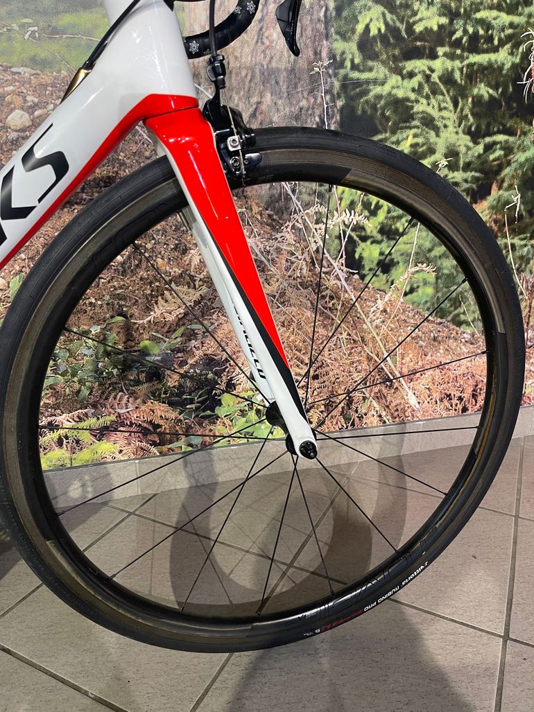 Used Specialized Tarmac Shimano Dura Ace 2018 Road & Gravel, White — image 2 of 8