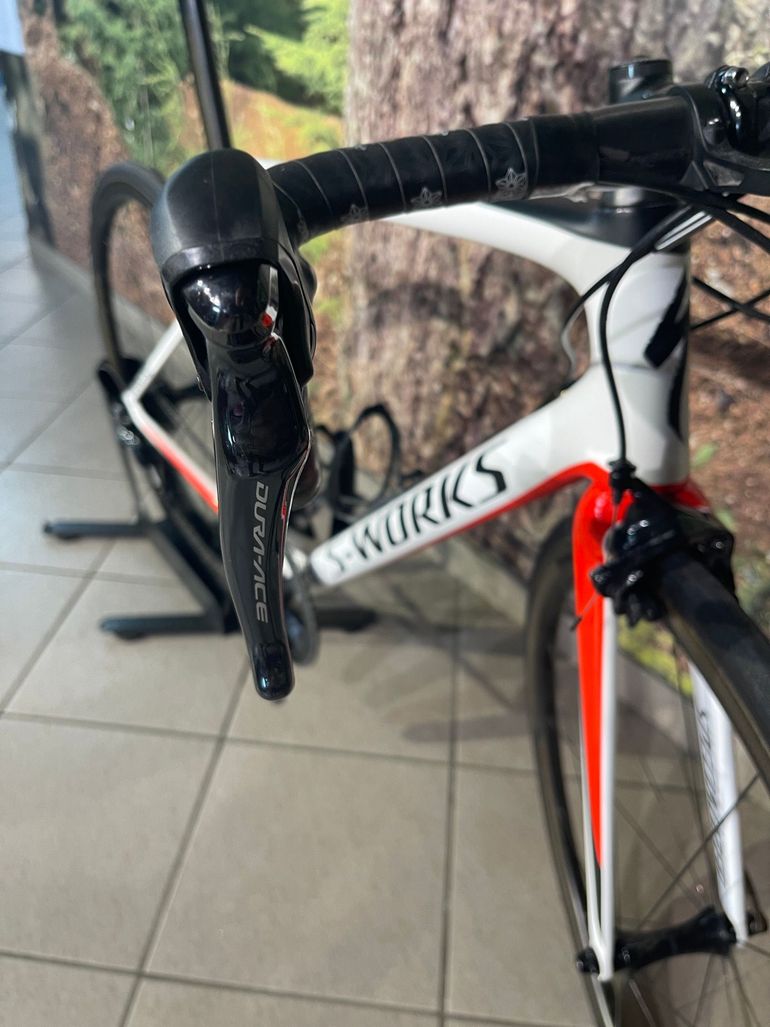 Used Specialized Tarmac Shimano Dura Ace 2018 Road & Gravel, White — image 4 of 8