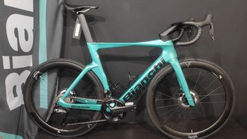 Used Bianchi OLTRE Comp Upgrade 2025 Road & Gravel, Blue — image 7 of 8