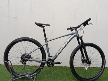 Brugt Giant Talon 2 2022 Mountainbike — billede 4 af 6