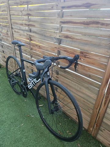 BMC Teammachine SLR FIVE 2024 2024 Road & Gravel d'occasion — image 1 sur 10