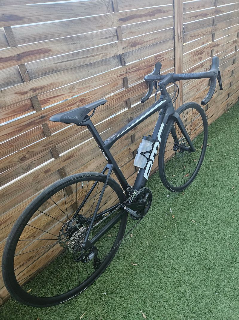 BMC Teammachine SLR FIVE 2024 2024 Road & Gravel d'occasion — image 2 sur 10
