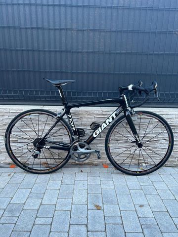 Tweedehands Giant TCR Advanced W 2011 2011 Road & Gravel — afbeelding 1 van 4