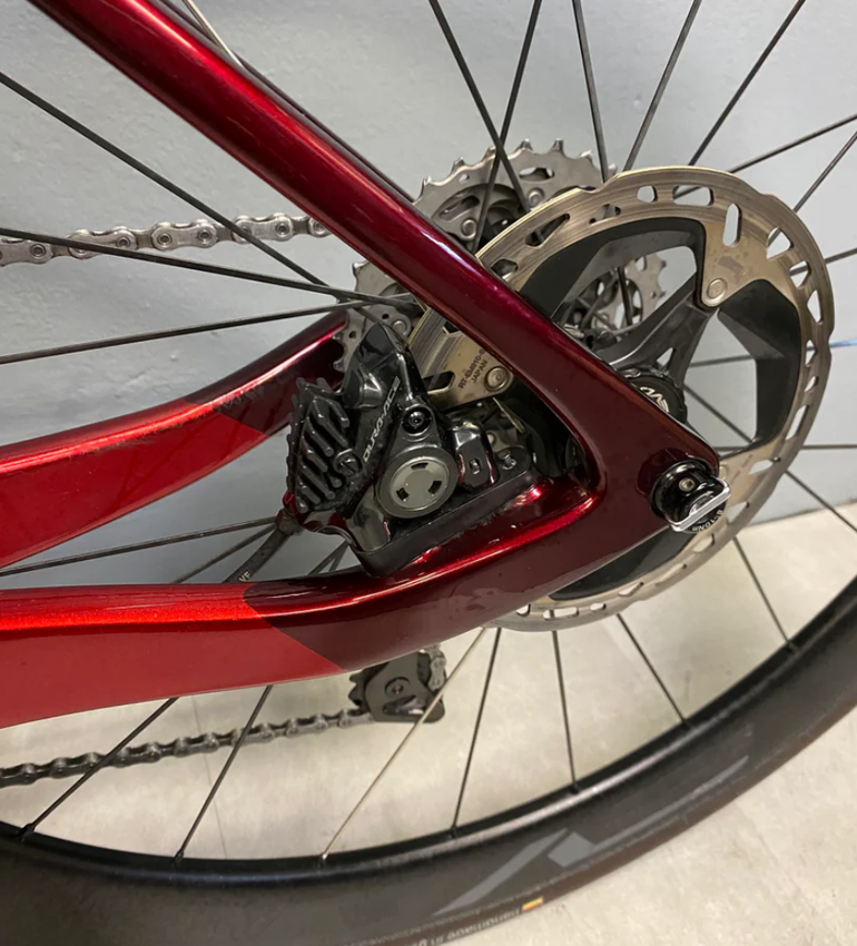 Used BH iAEROLIGHT PRO 1.9 2024 2024 Road & Gravel, Red — image 8 of 10