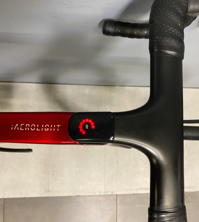 Used BH iAEROLIGHT PRO 1.9 2024 2024 Road & Gravel, Red — image 5 of 10