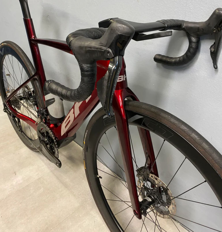 Used BH iAEROLIGHT PRO 1.9 2024 2024 Road & Gravel, Red — image 7 of 10