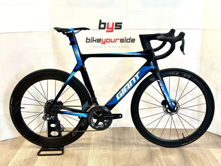Used Giant Propel Advanced SL 0 Disc 2018 2018 Road & Gravel, Black — image 1 of 11