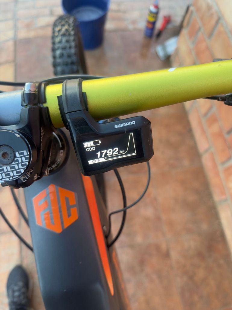Used Mondraker e-Crusher Carbon R+ 2018 2018 Mountainbike, Hellgrau, 27.5 — image 10 of 20