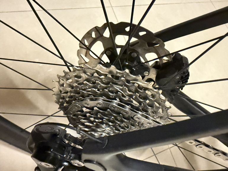 Used Colnago V4Rs Disc Shimano 105 Di2 2024 Road & Gravel, Black — image 5 of 5