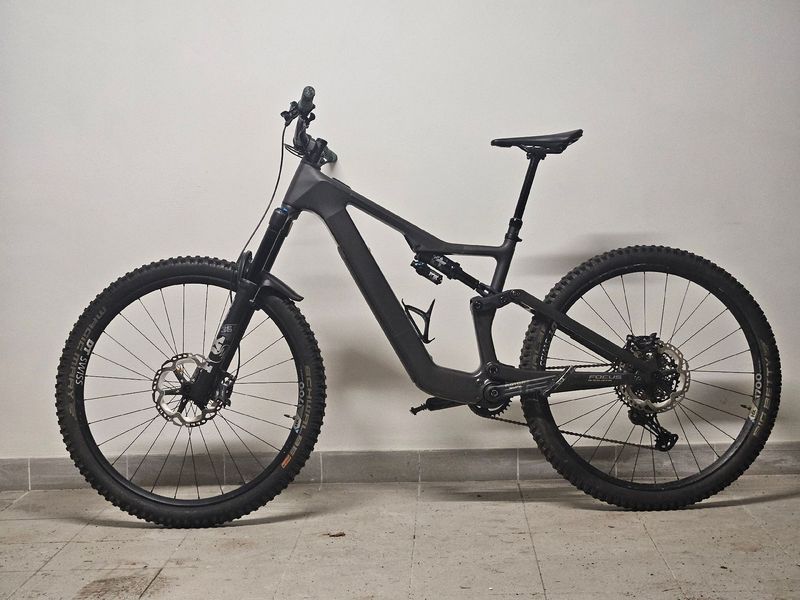 Used Focus JAM² SL 9.9 2023 2023 Mountainbike, Black, 29 — image 1 of 7