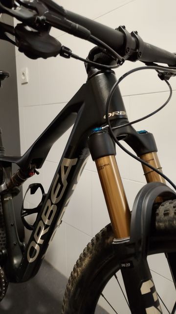 Orbea OIZ M10 2024 2024 MTB usato