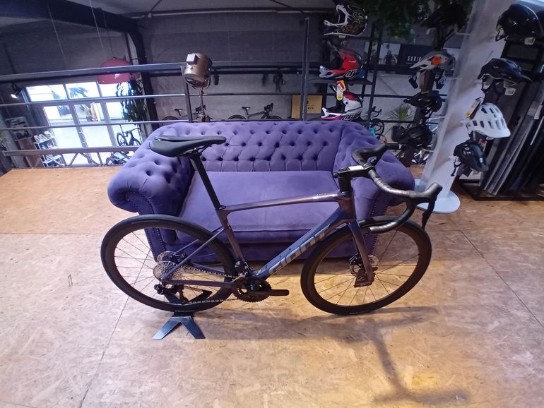 Used Giant Defy Advanced 0 2026 Meteorite Mist "M" 2026 Road & Gravel, Purple — image 10 of 12
