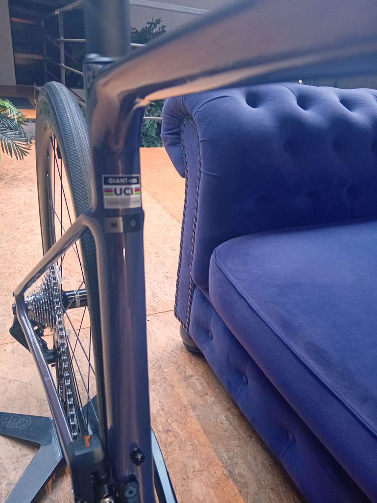 Used Giant Defy Advanced 0 2026 Meteorite Mist "M" 2026 Road & Gravel, Purple — image 3 of 12