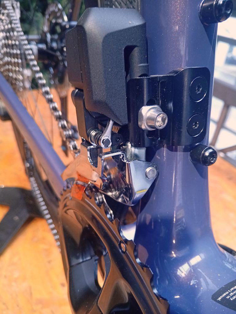 Used Giant Defy Advanced 0 2026 Meteorite Mist "M" 2026 Road & Gravel, Purple — image 5 of 12