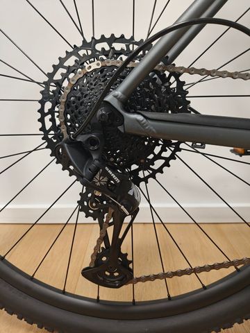 Used Scott Scale 970 2021 2021 Mountainbike, Light Gray, 29 — image 5 of 7