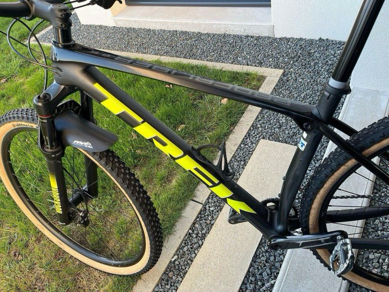 Used Trek Procaliber 9.6 2021 2021 Mountainbike, Black — image 14 of 14