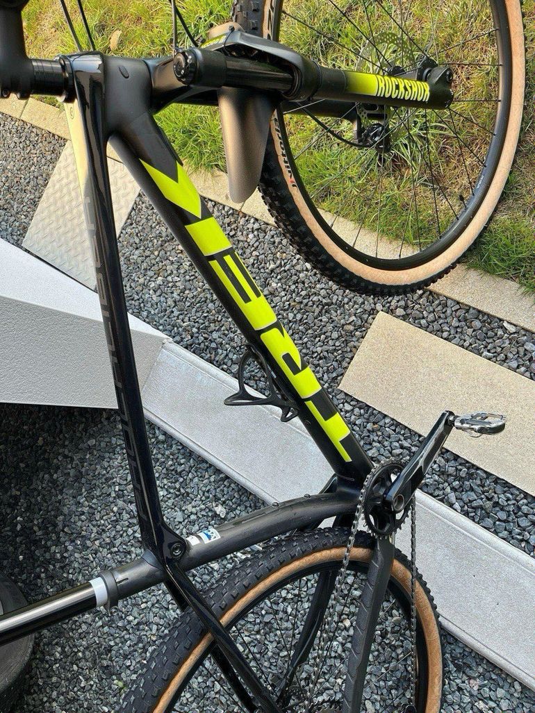 Used Trek Procaliber 9.6 2021 2021 Mountainbike, Black — image 12 of 14
