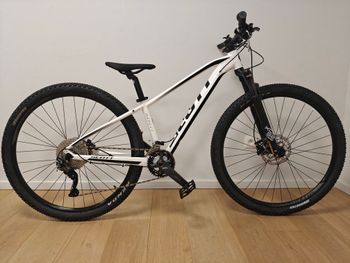 Scott, Aspect 930 2022