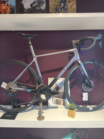 Liv, Langma Shimano 105 Di2