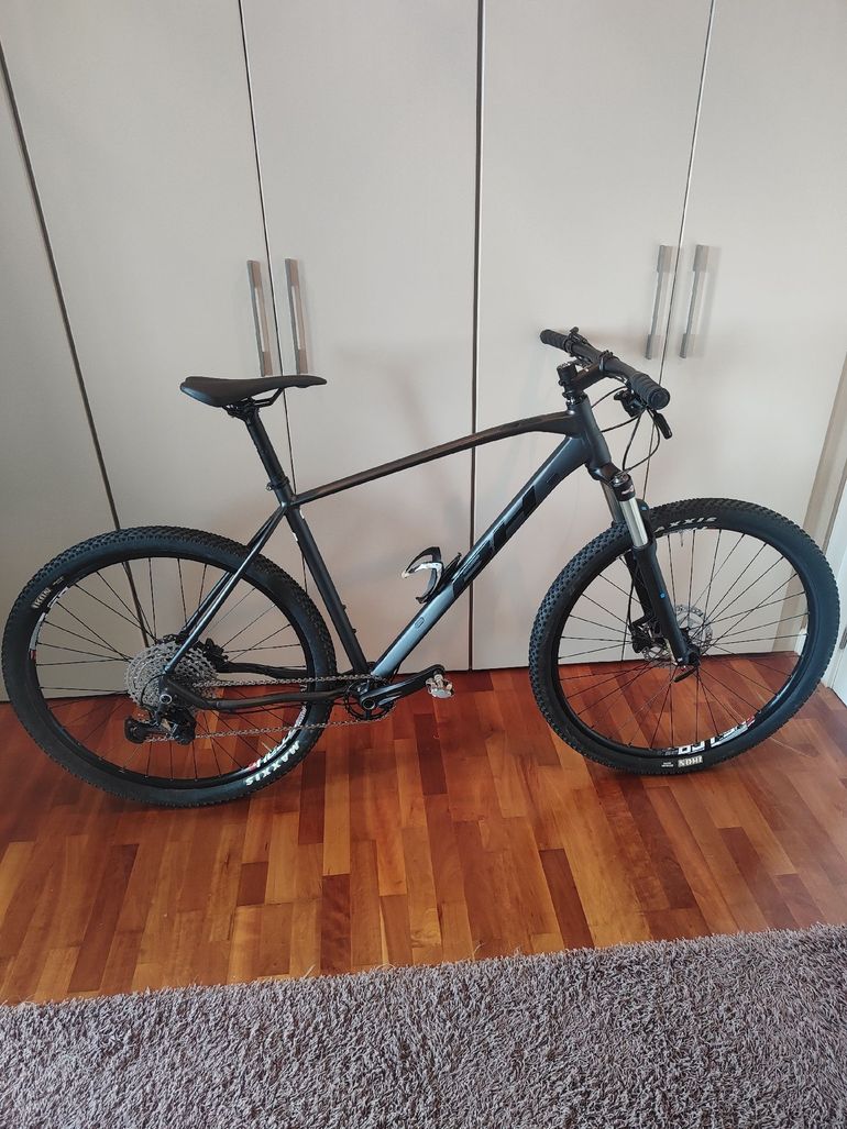 Used BH Bh - expert Shimano Deore XT 2021 Mountainbike, Black, 29 — image 1 of 7